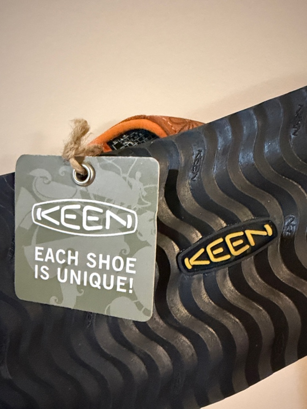Keen Florence II Orange Floral-Detail Leather Flip Flops - Picture 8 of 8